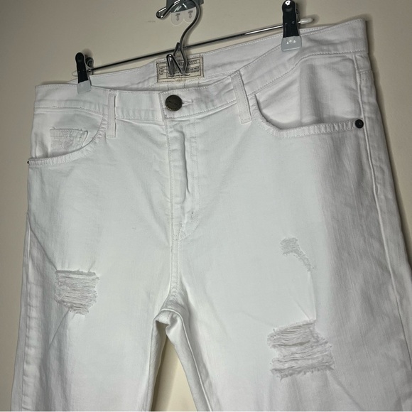CURRENT/ELLIOT The Fling Distressed White Jeans in Sugar Destroy - Picture 4 of 12